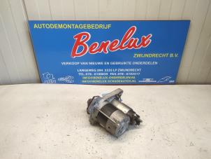 Gebruikte Startmotor Renault Twingo III (AH) 1.0 SCe 70 12V Prijs op aanvraag aangeboden door Benelux Zwijndrecht B.V.