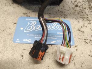 Gebruikte Spiegel Buiten rechts Opel Grandland (X) 1.6 CDTi 120 Prijs op aanvraag aangeboden door Benelux Zwijndrecht B.V.