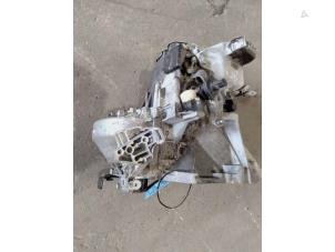 Gebruikte Versnellingsbak Opel Grandland (X) 1.6 CDTi 120 Prijs op aanvraag aangeboden door Benelux Zwijndrecht B.V.