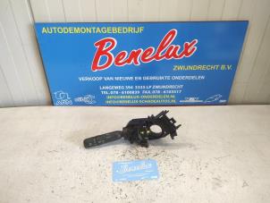 Gebruikte Pinker Schakelaar Kia Picanto (JA) 1.0 DPi 12V Prijs op aanvraag aangeboden door Benelux Zwijndrecht B.V.