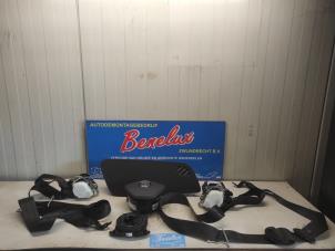 Gebruikte Airbag Set + Module Volkswagen Polo V (6R) 1.4 TDI DPF BlueMotion technology Prijs op aanvraag aangeboden door Benelux Zwijndrecht B.V.