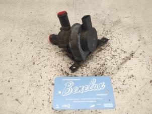 Gebruikte Waterpomp Volkswagen Jetta IV (162/16A) 1.2 TSI Prijs op aanvraag aangeboden door Benelux Zwijndrecht B.V.