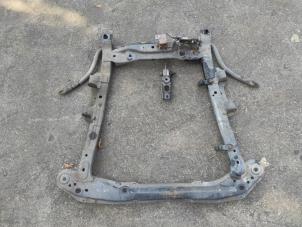 Gebruikte Subframe Dacia Dokker Express (8S) 1.5 dCi 75 Prijs op aanvraag aangeboden door Benelux Zwijndrecht B.V.