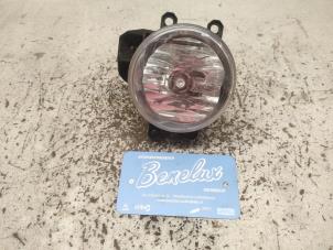 Gebruikte Dagrijverlichting links Toyota Yaris III (P13) 1.5 16V Hybrid Prijs op aanvraag aangeboden door Benelux Zwijndrecht B.V.