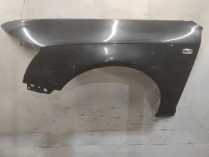 Gebruikte Scherm links-voor Audi A6 (C6) 2.0 T FSI 16V Prijs op aanvraag aangeboden door Benelux Zwijndrecht B.V.