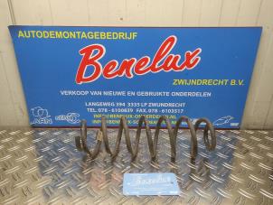 Gebruikte Veerschroef voor Volkswagen Taigo 1.0 TSI 95 12V Prijs op aanvraag aangeboden door Benelux Zwijndrecht B.V.