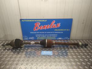 Gebruikte Cardanas rechts-voor (VWA) Renault Trafic (1FL/2FL/3FL/4FL) 2.0 dCi 16V 120 Prijs op aanvraag aangeboden door Benelux Zwijndrecht B.V.