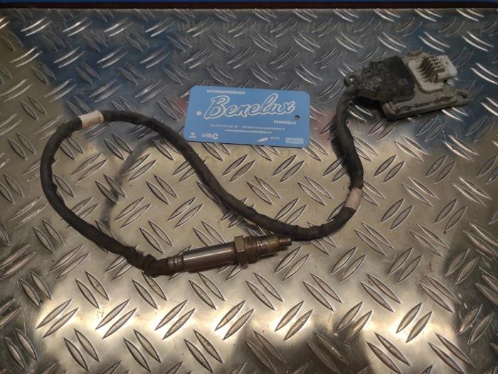 Gebruikte Lambda Sonde Renault Trafic (1FL/2FL/3FL/4FL) 2.0 dCi 16V 120 Prijs op aanvraag aangeboden door Benelux Zwijndrecht B.V.