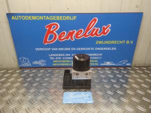 Gebruikte ABS Pomp Mini Mini Cooper S (R53) 1.6 16V Prijs op aanvraag aangeboden door Benelux Zwijndrecht B.V.