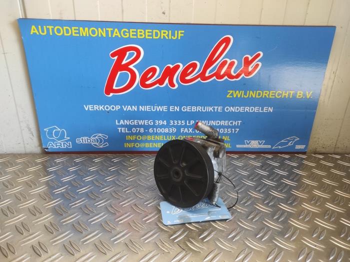 Gebruikte Servopomp Ford Transit 2.0 TDCi 16V Eco Blue 105 Prijs op aanvraag aangeboden door Benelux Zwijndrecht B.V.