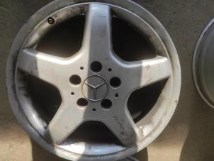 Gebruikte Velgen set Mercedes CLK (C208) 3.2 320 V6 18V Prijs op aanvraag aangeboden door Benelux Zwijndrecht B.V.