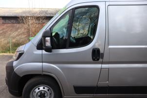 Nieuwe Portier 2Deurs links Citroen Jumper (U9) 2.2 Blue HDi 140 Prijs op aanvraag aangeboden door Benelux Zwijndrecht B.V.