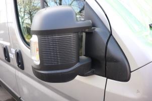 Gebruikte Buitenspiegel rechts Citroen Jumper (U9) 2.2 Blue HDi 140 Prijs op aanvraag aangeboden door Benelux Zwijndrecht B.V.