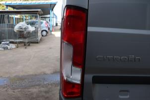 Nieuwe Achterlicht links Citroen Jumper (U9) 2.2 Blue HDi 140 Prijs € 139,15 Inclusief btw aangeboden door Benelux Zwijndrecht B.V.