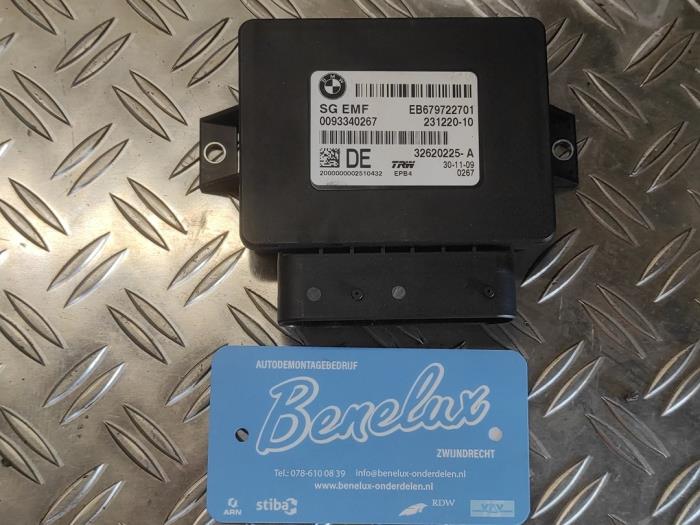 Gebruikte Dode hoek sensor BMW 5 serie (F10) 530i 24V TwinPower Turbo Prijs op aanvraag aangeboden door Benelux Zwijndrecht B.V.
