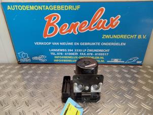 Gebruikte ABS Pomp Ford Fiesta 6 (JA8) 1.0 EcoBoost 12V 100 Prijs op aanvraag aangeboden door Benelux Zwijndrecht B.V.