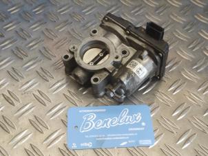 Gebruikte Gasklephuis Nissan Qashqai (J11) 1.2 DIG-T 16V Prijs op aanvraag aangeboden door Benelux Zwijndrecht B.V.