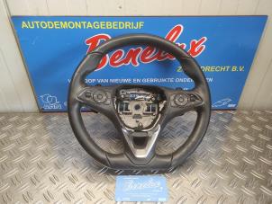 Gebruikte Stuurwiel Opel Corsa F (UB/UH/UP) 1.2 Turbo 12V 130 Prijs op aanvraag aangeboden door Benelux Zwijndrecht B.V.