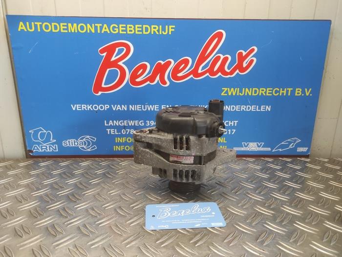 Gebruikte Dynamo Suzuki Celerio (LF) 1.0 12V Dualjet Prijs op aanvraag aangeboden door Benelux Zwijndrecht B.V.