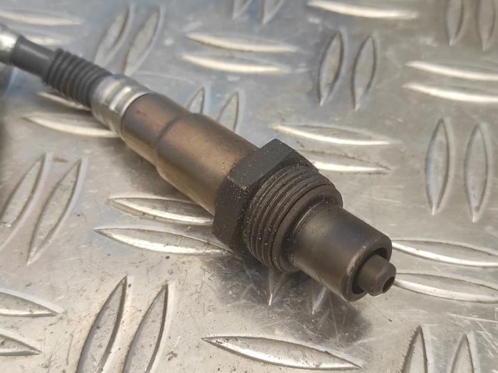 Nox sensor van een Opel Movano 2.3 CDTi Biturbo 16V FWD 2021