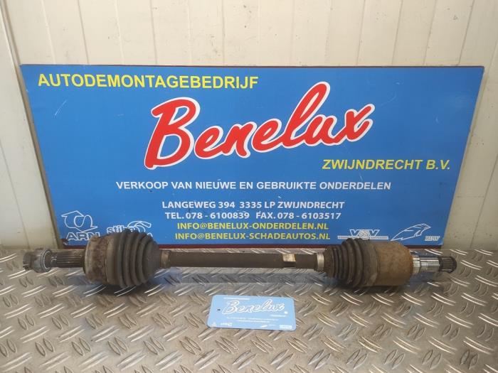 Gebruikte Steekas links-voor Fiat Panda (312) 0.9 TwinAir 65 Prijs op aanvraag aangeboden door Benelux Zwijndrecht B.V.