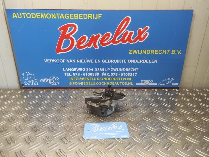 Gebruikte Vacuumpomp (Diesel) Kia Sportage (SL) 1.7 CRDi 16V 4x2 Prijs op aanvraag aangeboden door Benelux Zwijndrecht B.V.