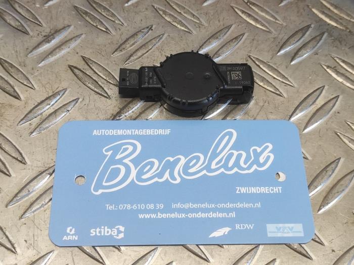 Gebruikte Regensensor Opel Ampera-e Ampera-e Prijs op aanvraag aangeboden door Benelux Zwijndrecht B.V.