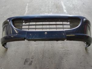 Gebruikte Voorbumper Peugeot 407 (6D) 2.0 16V Prijs op aanvraag aangeboden door Benelux Zwijndrecht B.V.