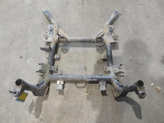 Gebruikte Subframe Citroen C-Zero C-Zero Prijs op aanvraag aangeboden door Benelux Zwijndrecht B.V.