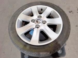Gebruikte Velg + Band Citroen C-Zero C-Zero Prijs € 145,00 Margeregeling aangeboden door Benelux Zwijndrecht B.V.