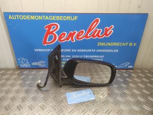 Gebruikte Buitenspiegel rechts Daihatsu Sirion 2 (M3) 1.3 16V DVVT Prijs € 40,00 Margeregeling aangeboden door Benelux Zwijndrecht B.V.