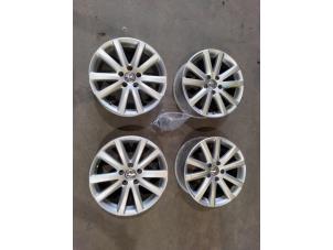 Gebruikte Velgen set Volkswagen Eos (1F7/F8) 2.0 FSI 16V Prijs op aanvraag aangeboden door Benelux Zwijndrecht B.V.