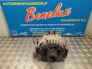 Gebruikte Dynamo Mercedes Vito (447.6) 2.2 114 CDI 16V Prijs op aanvraag aangeboden door Benelux Zwijndrecht B.V.