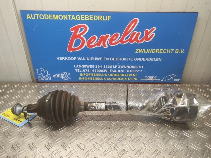 Gebruikte Aandrijfas links-voor Volkswagen Caddy IV 2.0 TDI 75 Prijs op aanvraag aangeboden door Benelux Zwijndrecht B.V.