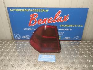Gebruikte Achterlicht links BMW 3 serie Touring (E91) 320d 16V Corporate Lease Prijs op aanvraag aangeboden door Benelux Zwijndrecht B.V.