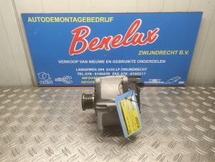 Gebruikte Dynamo Renault Trafic (1FL/2FL/3FL/4FL) 2.0 dCi 16V 150 Prijs op aanvraag aangeboden door Benelux Zwijndrecht B.V.