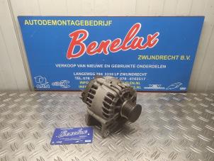 Gebruikte Dynamo Renault Clio IV (5R) 1.2 TCE 16V GT EDC Prijs op aanvraag aangeboden door Benelux Zwijndrecht B.V.