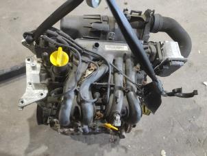 Gebruikte Motor Renault Twingo II (CN) 1.2 Prijs op aanvraag aangeboden door Benelux Zwijndrecht B.V.