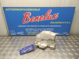 Gebruikte Deurslot Mechaniek 4Deurs links-voor Suzuki Swift (ZA/ZC/ZD1/2/3/9) 1.3 VVT 16V Prijs op aanvraag aangeboden door Benelux Zwijndrecht B.V.