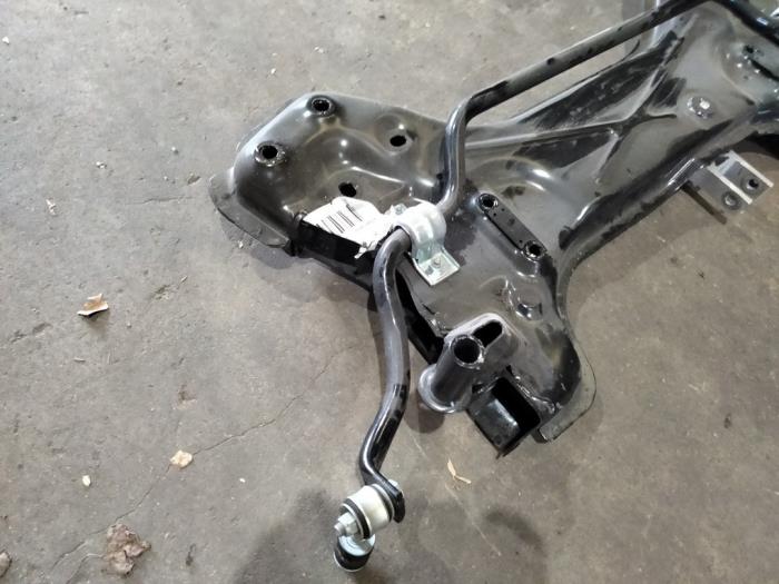 Subframe van een Citroën Jumper (U9) 2.2 Blue HDi 140 2024