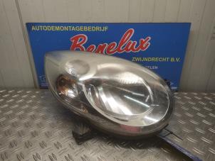 Gebruikte Rechter Koplamp Citroen C1 1.0 12V Prijs op aanvraag aangeboden door Benelux Zwijndrecht B.V.