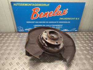 Gebruikte Fusee rechts-achter BMW 3 serie (E93) 335i 24V Prijs op aanvraag aangeboden door Benelux Zwijndrecht B.V.