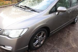 Gebruikte Voorscherm links Honda Civic (FA/FD) 1.3 Hybrid Prijs € 140,00 Margeregeling aangeboden door Benelux Zwijndrecht B.V.