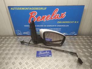 Gebruikte Spiegel Buiten rechts Seat Mii 1.0 12V Prijs op aanvraag aangeboden door Benelux Zwijndrecht B.V.