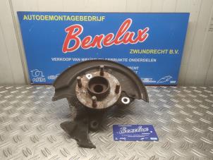 Gebruikte Fusee rechts-voor Ford Transit Courier 1.5 TDCi 75 Prijs op aanvraag aangeboden door Benelux Zwijndrecht B.V.