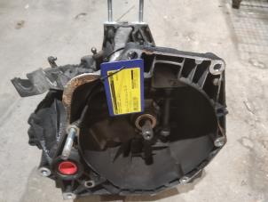 Gebruikte Versnellingsbak Peugeot Bipper (AA) 1.3 HDI Prijs op aanvraag aangeboden door Benelux Zwijndrecht B.V.