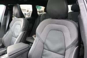 Gebruikte Bekleding Set (compleet) Volvo XC60 II (UZ) 2.0 T6 16V Recharge, Twin Engine AWD Prijs op aanvraag aangeboden door Benelux Zwijndrecht B.V.