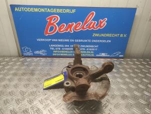 Gebruikte Fusee rechts-voor Daihatsu Cuore (L251/271/276) 1.0 12V DVVT Prijs op aanvraag aangeboden door Benelux Zwijndrecht B.V.