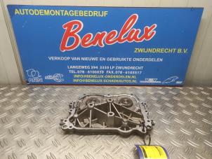 Gebruikte Distributiedeksel Mercedes B (W246) 1.6 B-180 BlueEFFICIENCY Turbo 16V Prijs op aanvraag aangeboden door Benelux Zwijndrecht B.V.