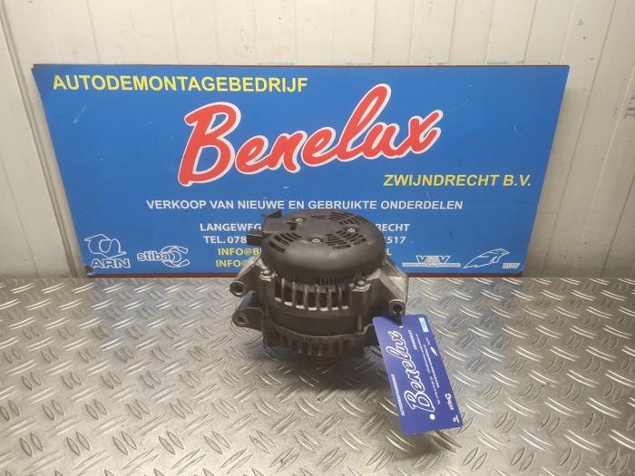 Gebruikte Dynamo BMW 3 serie (E93) 335i 24V Prijs op aanvraag aangeboden door Benelux Zwijndrecht B.V.